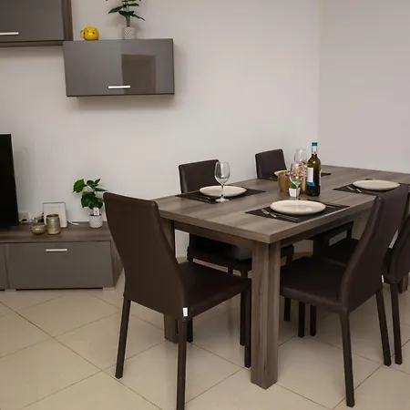 The Exiles Bay * Sliema