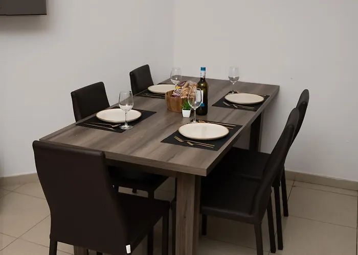 The Exiles Bay Apartment